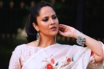 Anasuya Bharadwaj news, Anasuya Bharadwaj trolled, anasuya s aunty remarks trending on twitter, Anasuya bharadwaj