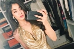 Jhanvi Kapoor first film, Jhanvi Kapoor updates, jhanvi kapoor sizzles in a gold outfit, Jhanvi kapoor