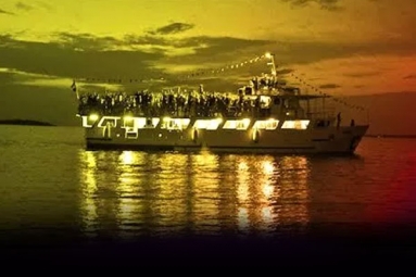 Mirchi Moonlight Boat Party 2