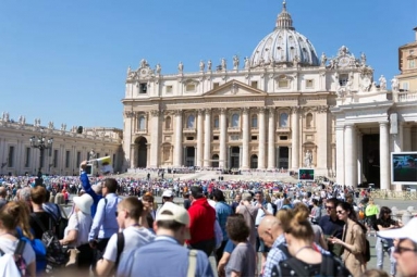 Most Overcrowded Tourist Destinations in the World