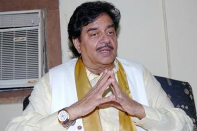 “Modi is dashing and dynamic leader,” says Shatrughan Sinha “Modi is dashing and dynamic leader,” says Shatrughan Sinha