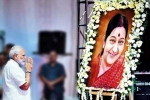 Narendra Modi paying tribute to sushma swaraj, Narendra Modi paying tribute to sushma swaraj, sushma swaraj transformed mea narendra modi, Traditions