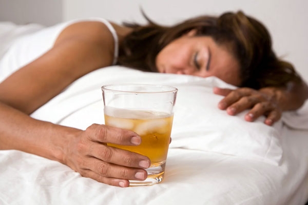 Can drinking alcohol worsen Menopause Symptoms?