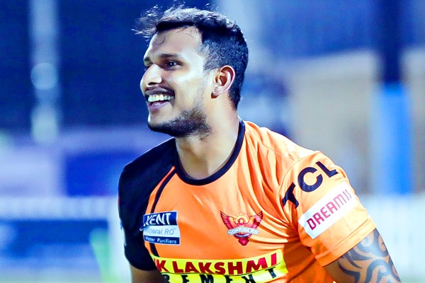 SRH's Natarajan Tested Positive For Coronavirus