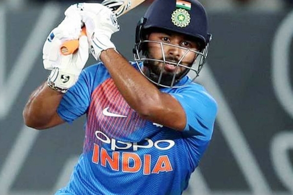 Sunil Gavaskar Backs Rishabh Pant To Play As Opener