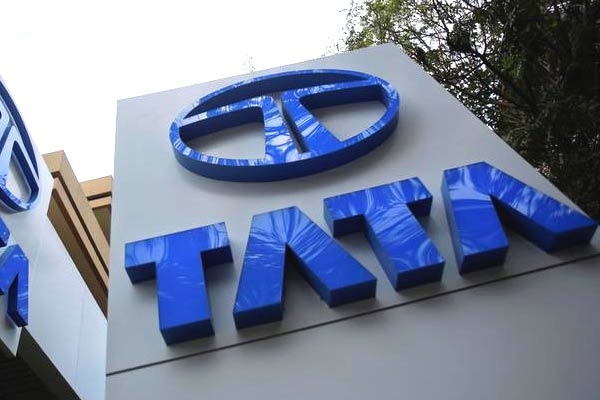 TATA Group To Make iPhones