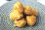 Aloo Pyaaz Pakode latest, Aloo Pyaaz Pakode videos, aloo pyaaz pakode recipe and preparation, Ajwain