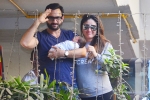 Saif updates, Saif Kareena, official pic of saif and kareena, Breach candy hospital