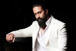 Yash Toxic budget, Yash Toxic shooting schedules, bollywood beauty to romance yash, Geethu mohandas