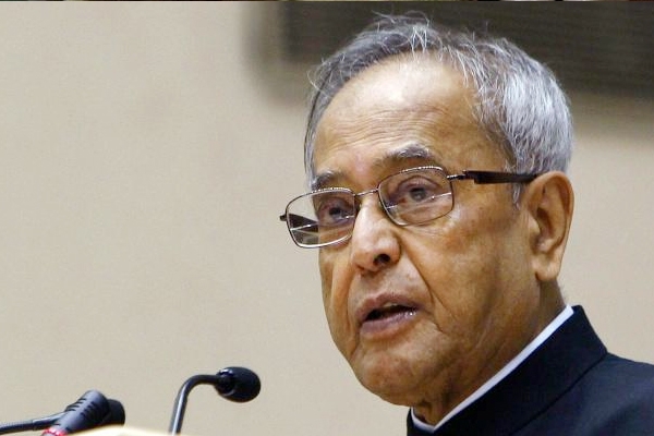 "Real dirt of India lies in our minds", says President Pranab Mukherjee},{"Real dirt of India lies in our minds", says President Pranab Mukherjee